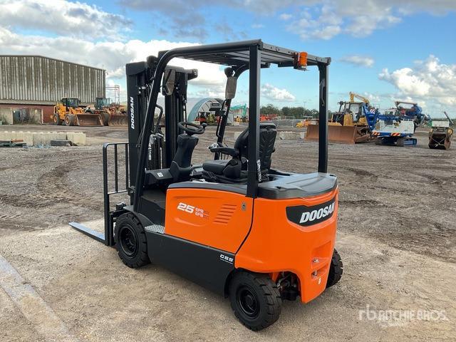 2023 Doosan B25X-7 PLUS 2500 kg Electric Forklift - Carretilla elevadora eléctrica: foto 3 2023 Doosan B25X-7 PLUS 2500 kg Electric Forklift - Carretilla elevadora eléctrica: foto 3