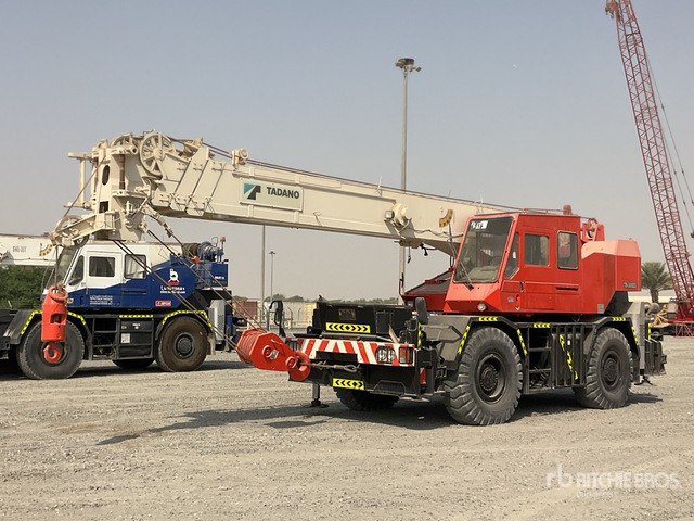 2002 Tadano TR300 EX 30 ton 4x4x4 Rough Terrain Crane - Grúa para terrenos difíciles: foto 2 2002 Tadano TR300 EX 30 ton 4x4x4 Rough Terrain Crane - Grúa para terrenos difíciles: foto 2