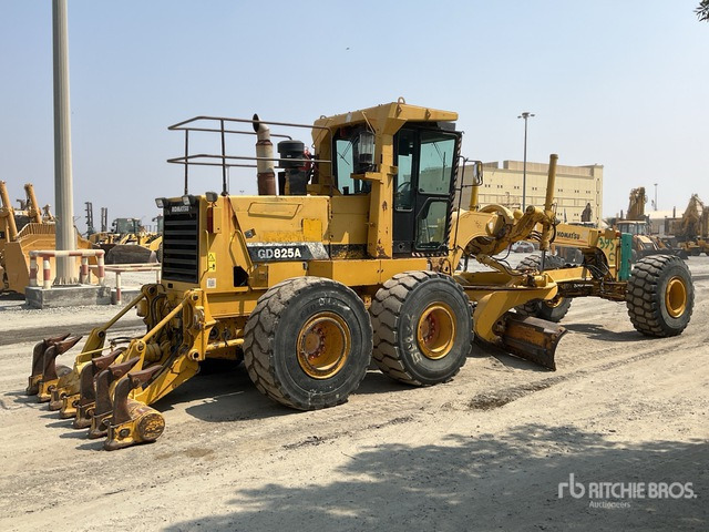 2010 Komatsu GD825A-2 Motor Grader - Grader: foto 5 2010 Komatsu GD825A-2 Motor Grader - Grader: foto 5