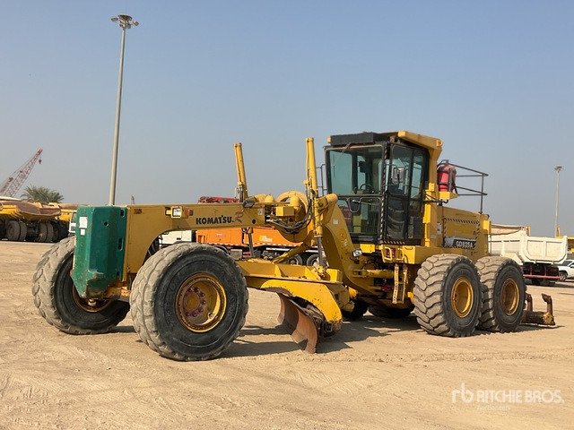 2012 Komatsu GD825A-2 Motor Grader - Grader: foto 1 2012 Komatsu GD825A-2 Motor Grader - Grader: foto 1