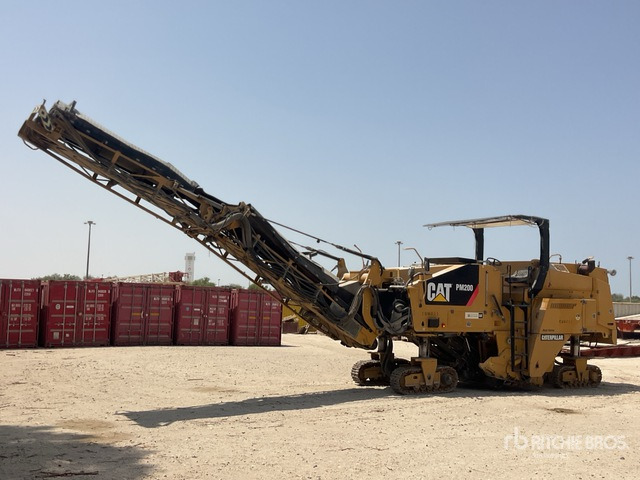2014 Cat PM-200 Tracked Cold Planer - Fresadora en frío: foto 1 2014 Cat PM-200 Tracked Cold Planer - Fresadora en frío: foto 1
