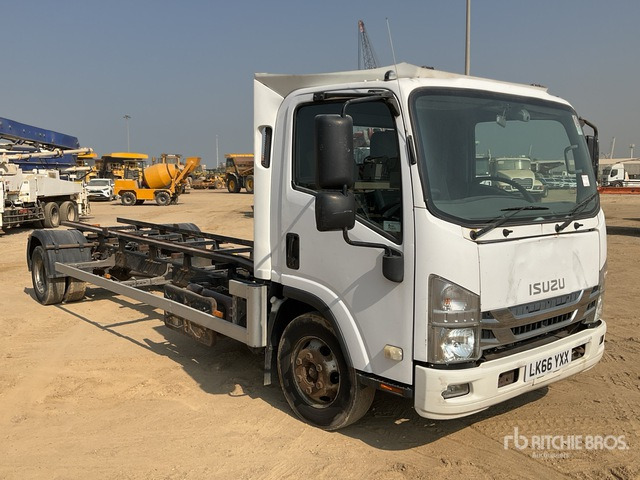 2015 Isuzu LK66YWA Cab and Chassis - Camión chasis: foto 1 2015 Isuzu LK66YWA Cab and Chassis - Camión chasis: foto 1