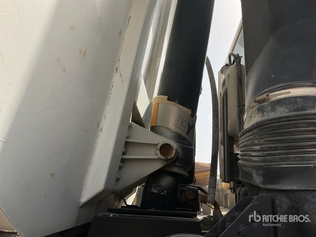 2015 JAC HFC3314KR1 8x4 Twin-Steer Tri/A Dump Truck - Camión volquete: foto 5 2015 JAC HFC3314KR1 8x4 Twin-Steer Tri/A Dump Truck - Camión volquete: foto 5