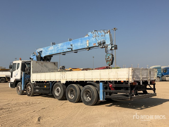 2015 Tata Daewoo Novus SE 2015 Dong Yang SS7506S 20 ton S ... Flatbed Truck with Crane - Camión caja abierta, Camión grúa: foto 2 2015 Tata Daewoo Novus SE 2015 Dong Yang SS7506S 20 ton S ... Flatbed Truck with Crane - Camión caja abierta, Camión grúa: foto 2