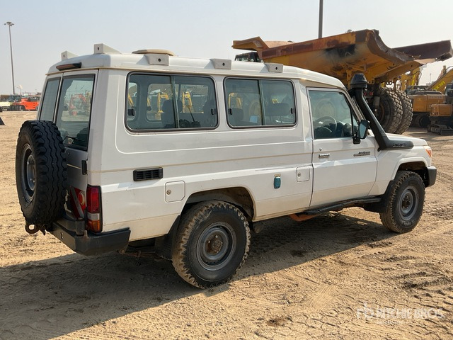 2018 Toyota Land Cruiser 78R 4x4 SUV - SUV/ Todoterreno: foto 2 2018 Toyota Land Cruiser 78R 4x4 SUV - SUV/ Todoterreno: foto 2