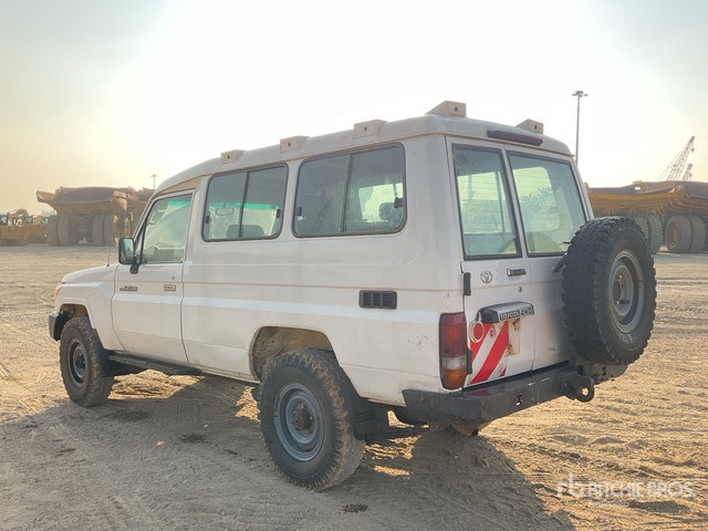 2018 Toyota Land Cruiser 78R 4x4 SUV - SUV/ Todoterreno: foto 3 2018 Toyota Land Cruiser 78R 4x4 SUV - SUV/ Todoterreno: foto 3