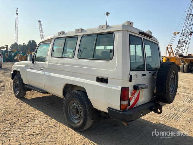 2018 Toyota Land Cruiser 78R 4x4 SUV - SUV/ Todoterreno: foto 3 2018 Toyota Land Cruiser 78R 4x4 SUV - SUV/ Todoterreno: foto 3