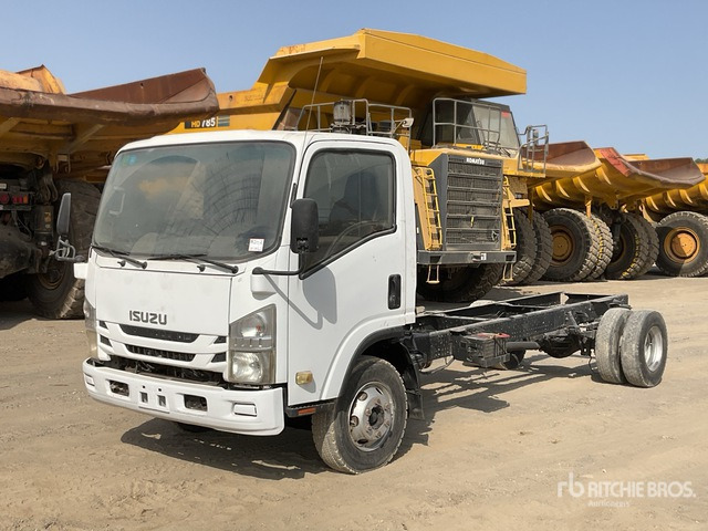 2019 Isuzu NPR 4x2 Cab and Chassis - Camión chasis: foto 1 2019 Isuzu NPR 4x2 Cab and Chassis - Camión chasis: foto 1