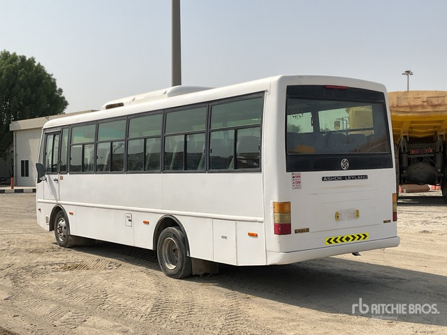 2016 Ashok Leyland EAGLE 4x2 31-Seat Transit Bus - Autobús: foto 3 2016 Ashok Leyland EAGLE 4x2 31-Seat Transit Bus - Autobús: foto 3