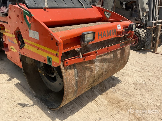 Hamm HD110 Double Drum Roller - Apisonadora de asfalto: foto 4 Hamm HD110 Double Drum Roller - Apisonadora de asfalto: foto 4