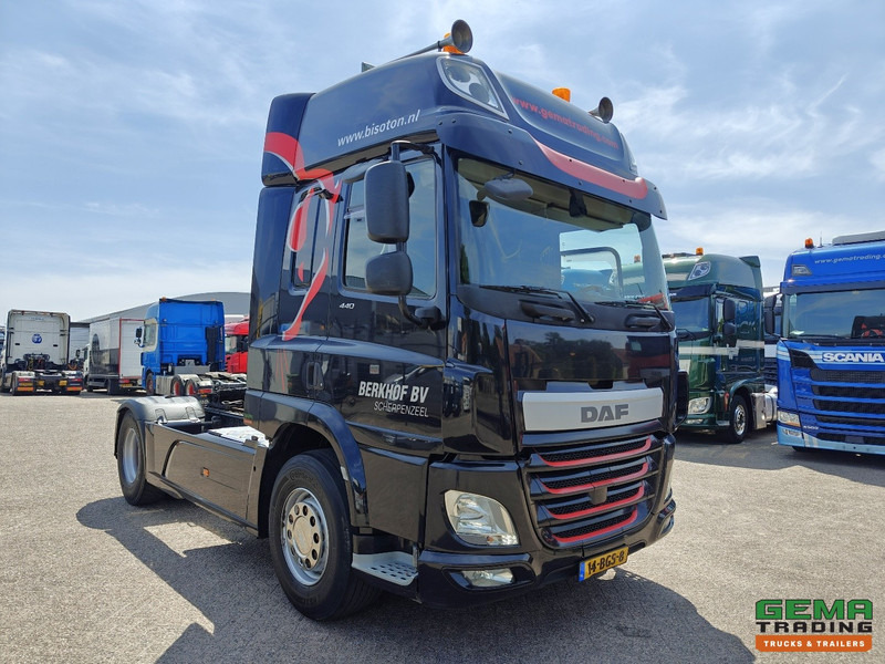DAF CF 440 FT 4x2 Spacecab Euro6A - SchuifSchotel - Nato - Cabeza tractora: foto 2 DAF CF 440 FT 4x2 Spacecab Euro6A - SchuifSchotel - Nato - Cabeza tractora: foto 2