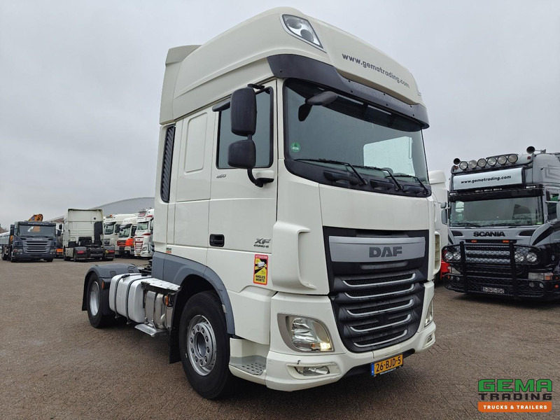 DAF XF 460 FT 4x2 Superspacecab Euro6C - Dubbele tanks - Cabeza tractora: foto 2 DAF XF 460 FT 4x2 Superspacecab Euro6C - Dubbele tanks - Cabeza tractora: foto 2