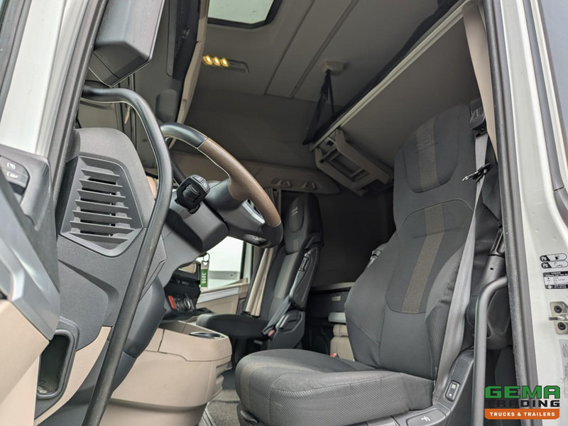 DAF XG+ 4x2 Euro6E - MEGA/Lowdeck - Retarder - Dubbele tanks - MirrorCam - 3 DVS StarRating - Cabeza tractora: foto 5 DAF XG+ 4x2 Euro6E - MEGA/Lowdeck - Retarder - Dubbele tanks - MirrorCam - 3 DVS StarRating - Cabeza tractora: foto 5