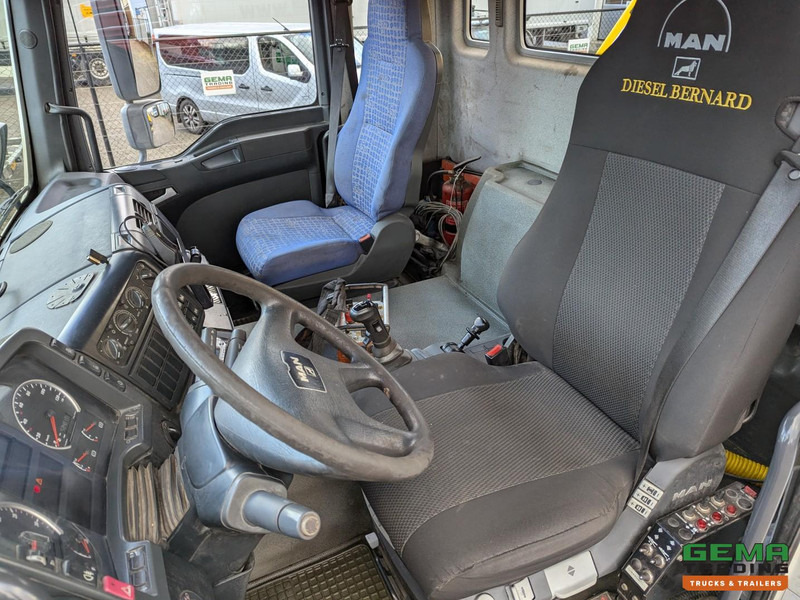 MAN TGA 18.410 4x2 LX Euro3 - MKG HLK225HP 4510KG - RadioGrafisch - Cabeza tractora: foto 5 MAN TGA 18.410 4x2 LX Euro3 - MKG HLK225HP 4510KG - RadioGrafisch - Cabeza tractora: foto 5