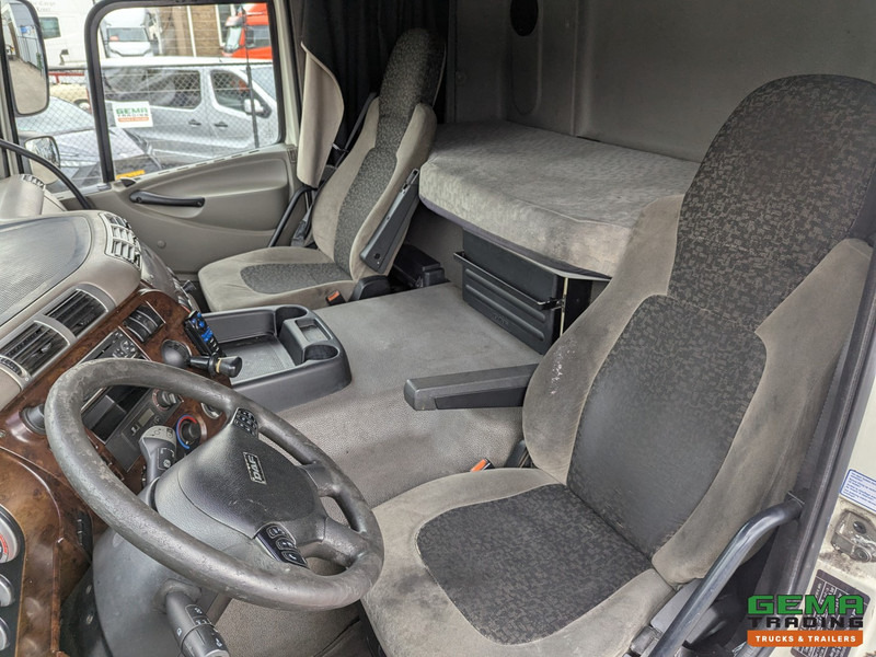 DAF CF85.410 4x2 Spacecab Euro5 - Geïsoleerde bak 7.6m - Laadklep 1500kg - Reservewiel - Camión caja cerrada: foto 5 DAF CF85.410 4x2 Spacecab Euro5 - Geïsoleerde bak 7.6m - Laadklep 1500kg - Reservewiel - Camión caja cerrada: foto 5