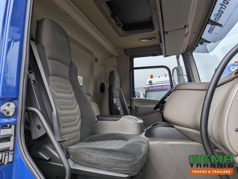 Camión frigorífico DAF FA CF65.220 4x2 Daycab Euro5 KoelVriesBak 7m + Laadklep 2000kg - FrigoBlock - Zijdeur: foto 7