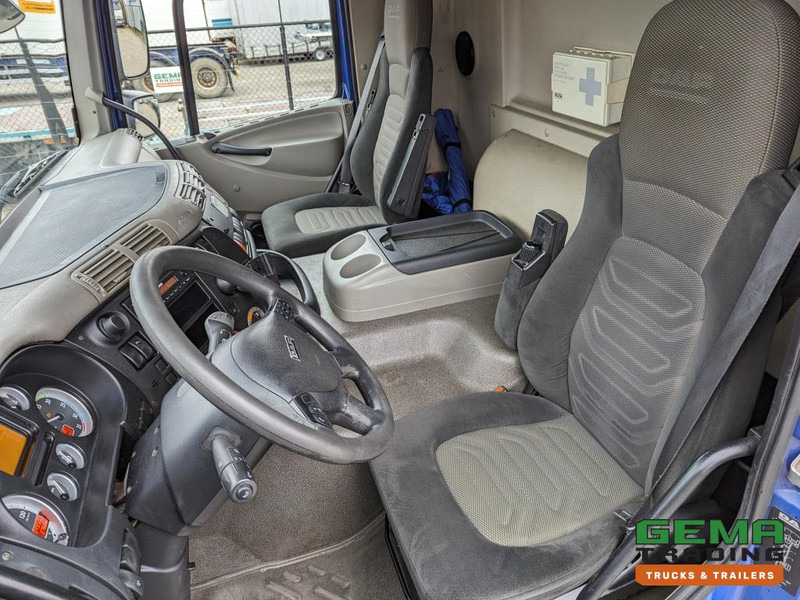 Camión frigorífico DAF FA CF65.220 4x2 Daycab Euro5 KoelVriesBak 7m + Laadklep 2000kg - FrigoBlock - Zijdeur: foto 6