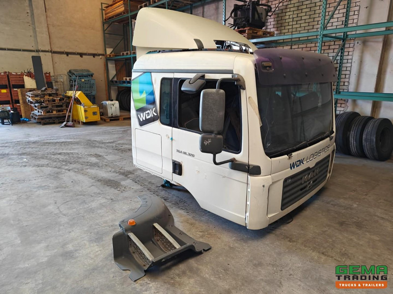 MAN TGA Cabine - Cabina e interior para Camión: foto 1 MAN TGA Cabine - Cabina e interior para Camión: foto 1