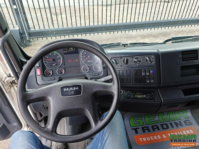 Arrendamiento de MAN TGL 12.180 4x2 Dagcabine Euro4 - Koel-Vriesbak 5.5m - Carrier Supra 850Mt - Laadklep 1500KG - 02/2026 APK MAN TGL 12.180 4x2 Dagcabine Euro4 - Koel-Vriesbak 5.5m - Carrier Supra 850Mt - Laadklep 1500KG - 02/2026 APK: foto 15 Arrendamiento de MAN TGL 12.180 4x2 Dagcabine Euro4 - Koel-Vriesbak 5.5m - Carrier Supra 850Mt - Laadklep 1500KG - 02/2026 APK MAN TGL 12.180 4x2 Dagcabine Euro4 - Koel-Vriesbak 5.5m - Carrier Supra 850Mt - Laadklep 1500KG - 02/2026 APK: foto 15