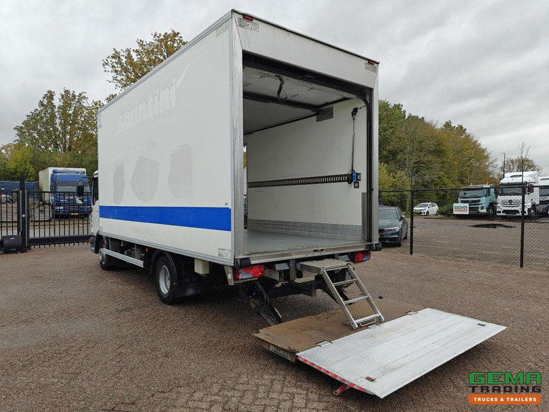 Arrendamiento de MAN TGL 12.180 4x2 Dagcabine Euro4 - Koel-Vriesbak 5.5m - Carrier Supra 850Mt - Laadklep 1500KG - 02/2026 APK MAN TGL 12.180 4x2 Dagcabine Euro4 - Koel-Vriesbak 5.5m - Carrier Supra 850Mt - Laadklep 1500KG - 02/2026 APK: foto 8 Arrendamiento de MAN TGL 12.180 4x2 Dagcabine Euro4 - Koel-Vriesbak 5.5m - Carrier Supra 850Mt - Laadklep 1500KG - 02/2026 APK MAN TGL 12.180 4x2 Dagcabine Euro4 - Koel-Vriesbak 5.5m - Carrier Supra 850Mt - Laadklep 1500KG - 02/2026 APK: foto 8