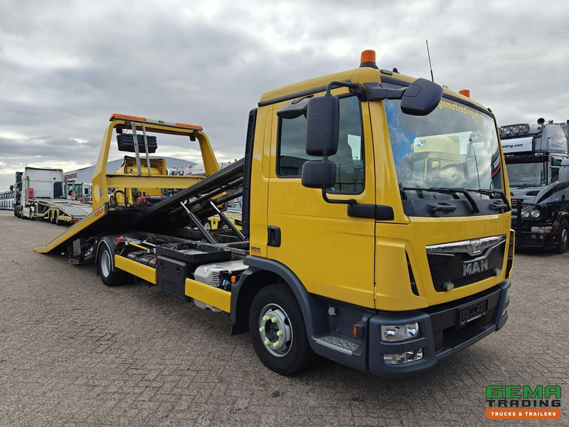 Grua de remolque autos MAN TGL 12.250 4x2 Dagcabine (3 pl) Euro6B - Jige Simplex 5T + Lier 3.5T + Bril 3000kg - 06/2026 APK: foto 7 Grua de remolque autos MAN TGL 12.250 4x2 Dagcabine (3 pl) Euro6B - Jige Simplex 5T + Lier 3.5T + Bril 3000kg - 06/2026 APK: foto 7