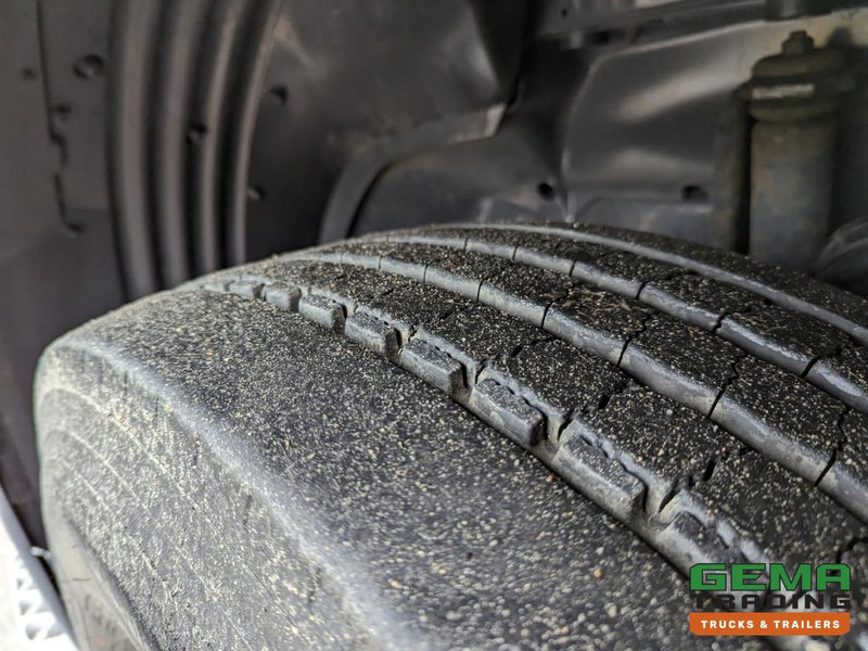 Camión frigorífico Scania P230 4x2 Daycab Euro4 KoelVriesBak 8.2m - Carrier Supra 950Mt + Laadklep 2000kg: foto 19 Camión frigorífico Scania P230 4x2 Daycab Euro4 KoelVriesBak 8.2m - Carrier Supra 950Mt + Laadklep 2000kg: foto 19