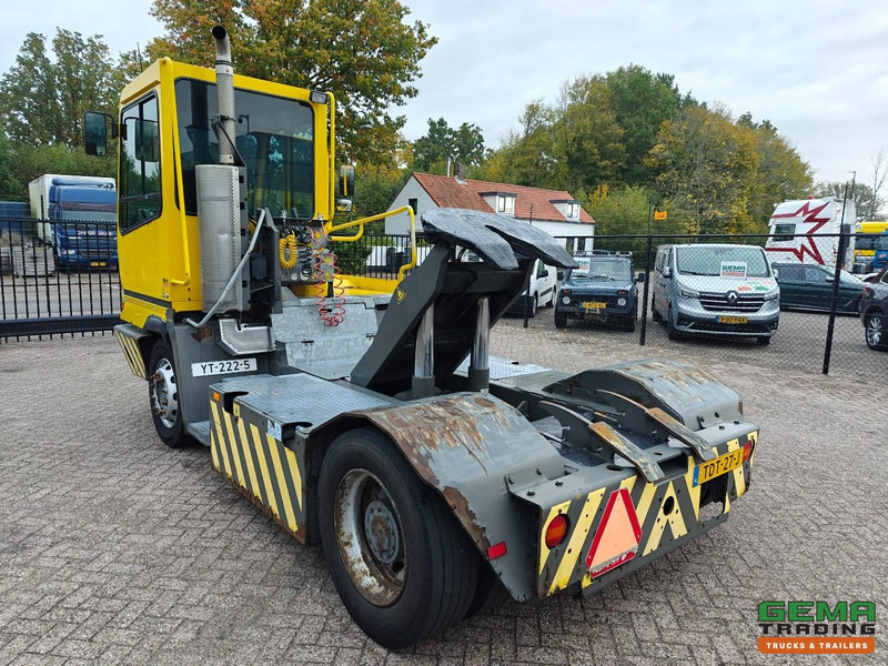 Terberg YT182 Allison - Schotel 30T - Naafreductie - Cummins - Landbouw Kenteken 40km/h - Tractor industrial: foto 4 Terberg YT182 Allison - Schotel 30T - Naafreductie - Cummins - Landbouw Kenteken 40km/h - Tractor industrial: foto 4