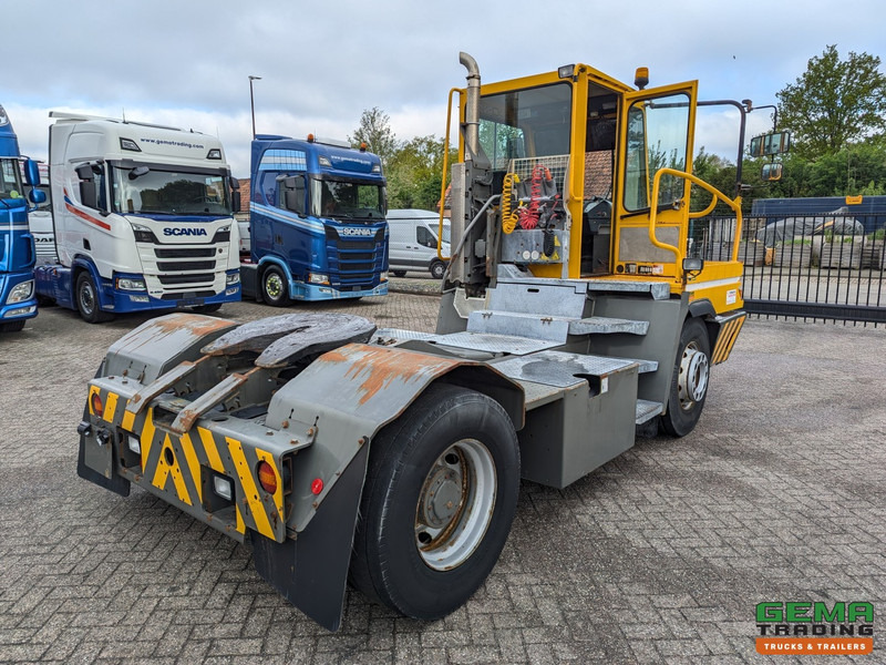 Terberg YT222 Allison - Schotel 30T - Landbouw kenteken - Tractor industrial: foto 3 Terberg YT222 Allison - Schotel 30T - Landbouw kenteken - Tractor industrial: foto 3
