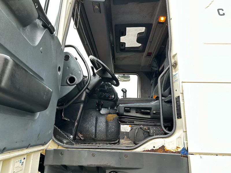 Cabeza tractora DAF XF 95.380 4X2 Tractor-unit Spring/Air ZF Manual Euro2 PTO: foto 7