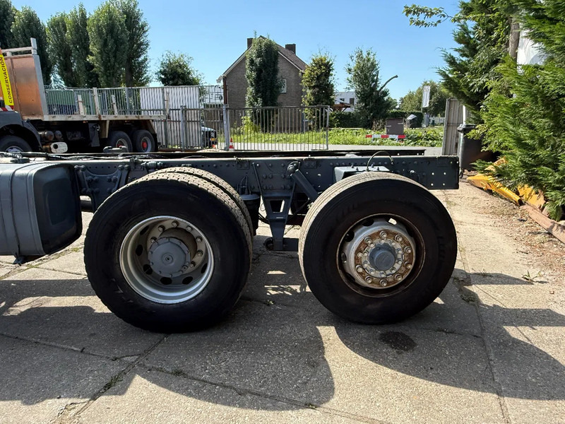 Mercedes-Benz Actros 2540 V6 6X2 Chassis Spring/Air Manual gearbox - Camión chasis: foto 4 Mercedes-Benz Actros 2540 V6 6X2 Chassis Spring/Air Manual gearbox - Camión chasis: foto 4