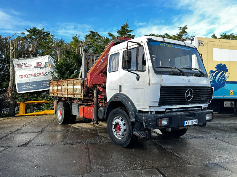 Mercedes-Benz SK 1935 V8 4X2 Tipper Spring/Spring AMCO V825 9T Crane - Camión volquete, Camión grúa: foto 1 Mercedes-Benz SK 1935 V8 4X2 Tipper Spring/Spring AMCO V825 9T Crane - Camión volquete, Camión grúa: foto 1