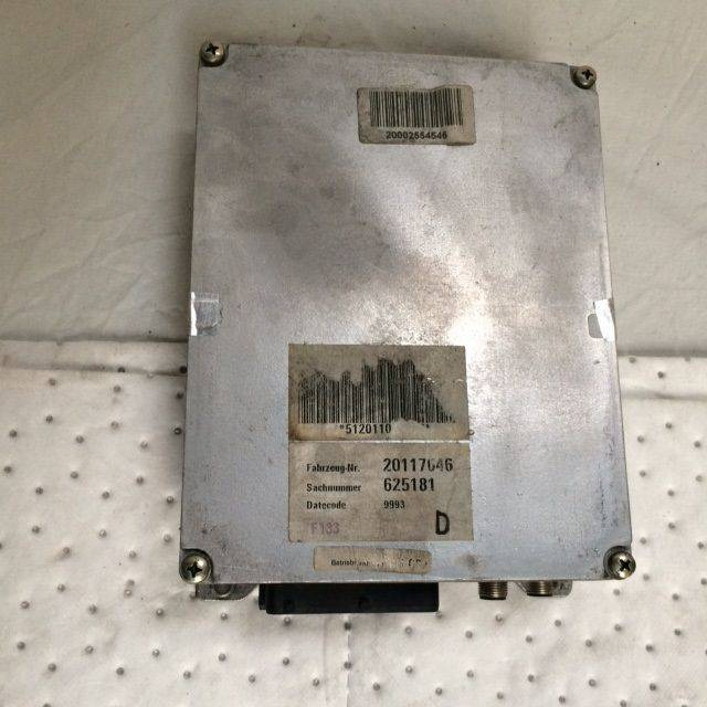 Control Board - Unidad de control para Equipo de manutención: foto 2 Control Board - Unidad de control para Equipo de manutención: foto 2