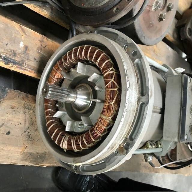 Drive motor for Linde R14, Series 1120 - Motor y piezas para Equipo de manutención: foto 2 Drive motor for Linde R14, Series 1120 - Motor y piezas para Equipo de manutención: foto 2