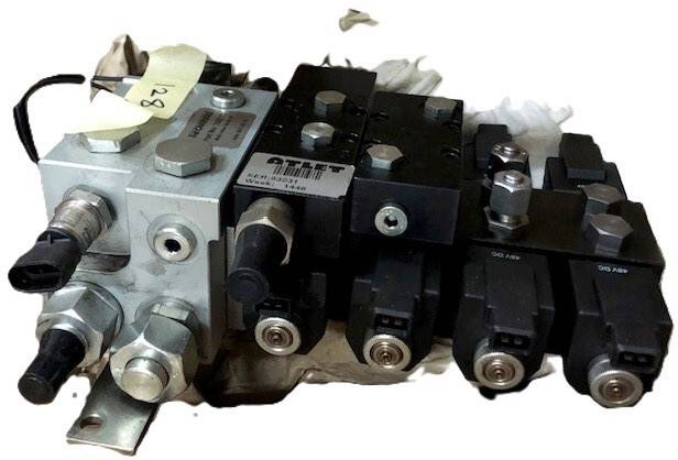 Hydraulic control valve for Atlet - Válvula hidráulica para Equipo de manutención: foto 2 Hydraulic control valve for Atlet - Válvula hidráulica para Equipo de manutención: foto 2