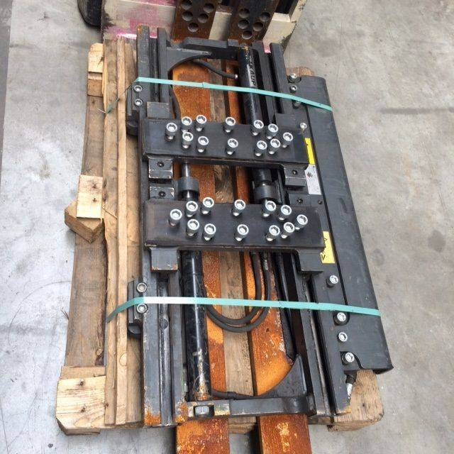 Kaup Fork positioner with sideshift - Implemento: foto 2 Kaup Fork positioner with sideshift - Implemento: foto 2