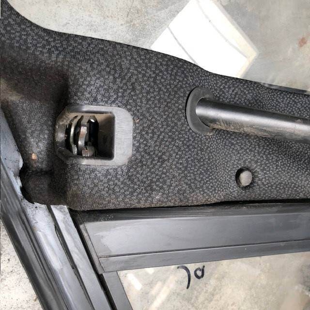 Left Door for Linde 394 - Puerta y piezas para Equipo de manutención: foto 4 Left Door for Linde 394 - Puerta y piezas para Equipo de manutención: foto 4
