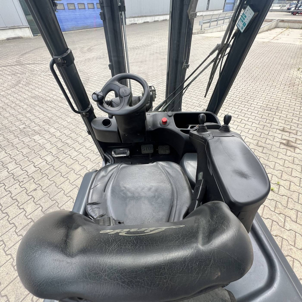 Linde E16PH (386-02) EVO - Carretilla elevadora eléctrica: foto 4 Linde E16PH (386-02) EVO - Carretilla elevadora eléctrica: foto 4