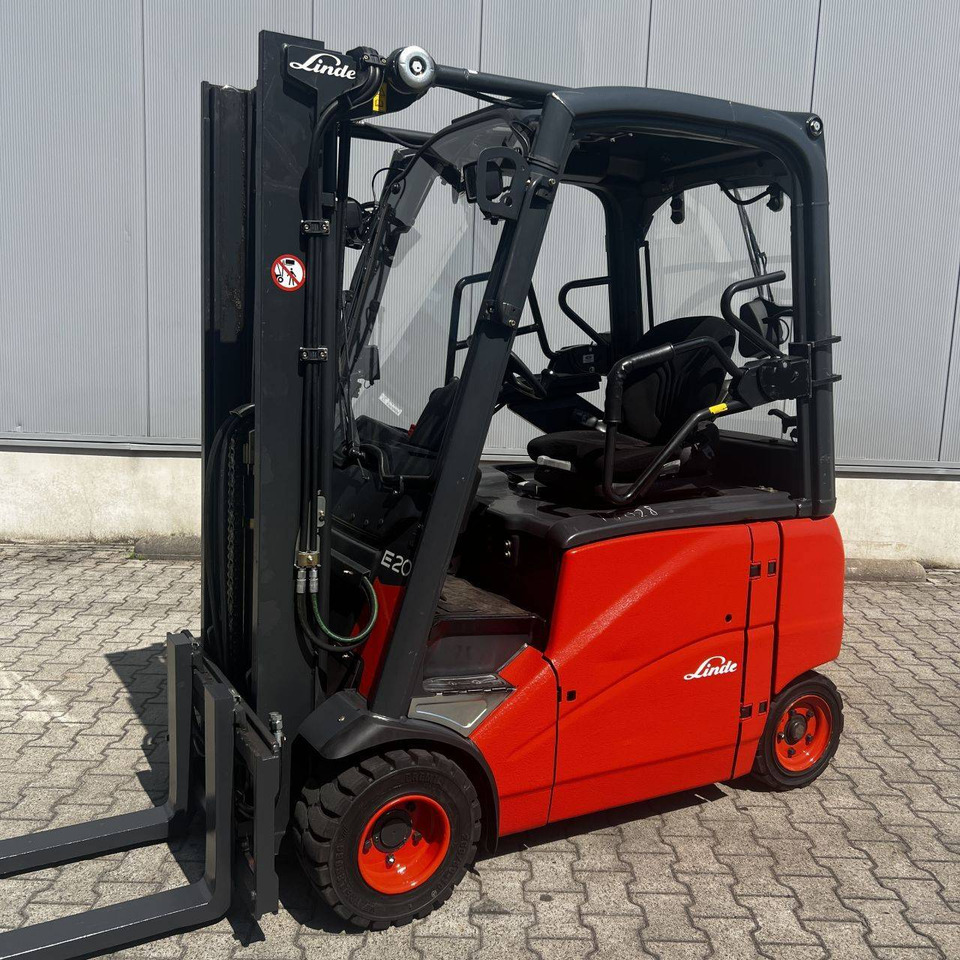 Linde E20PH (386) - Carretilla elevadora eléctrica: foto 1 Linde E20PH (386) - Carretilla elevadora eléctrica: foto 1
