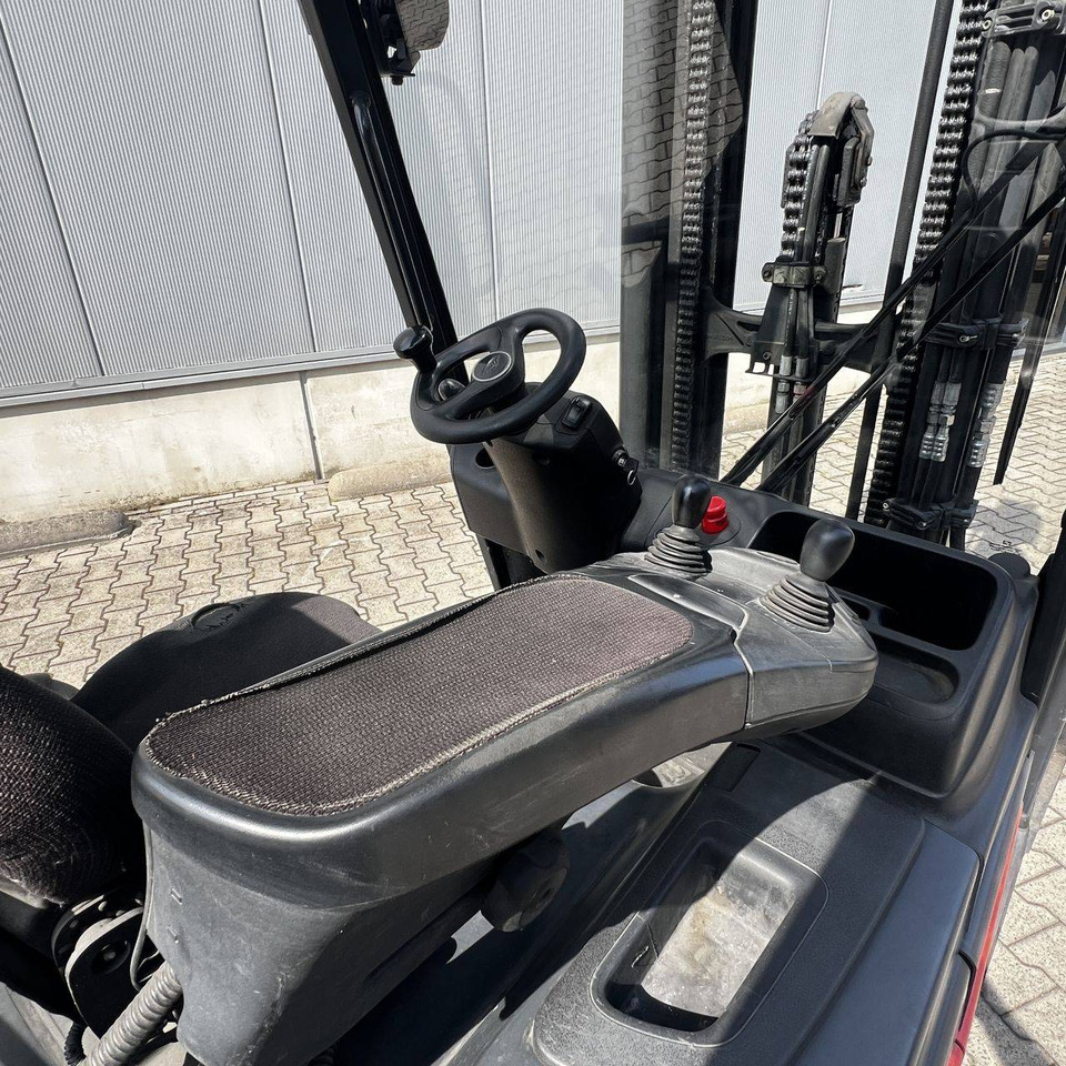 Linde E25-01 (387) - Carretilla elevadora eléctrica: foto 3 Linde E25-01 (387) - Carretilla elevadora eléctrica: foto 3