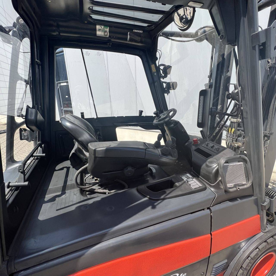 Linde E30/600 HL (387) - Carretilla elevadora eléctrica: foto 3 Linde E30/600 HL (387) - Carretilla elevadora eléctrica: foto 3