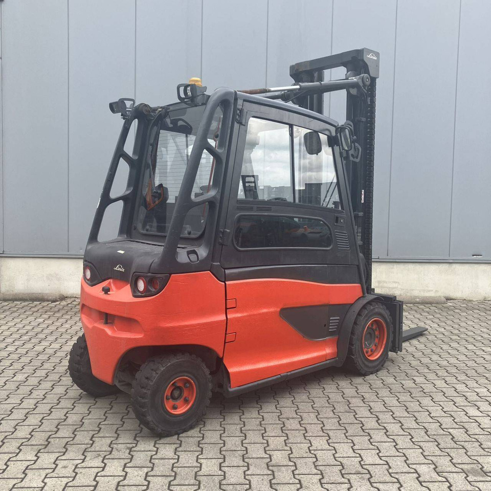 Linde E45/600HL (388) - Carretilla elevadora eléctrica: foto 2 Linde E45/600HL (388) - Carretilla elevadora eléctrica: foto 2