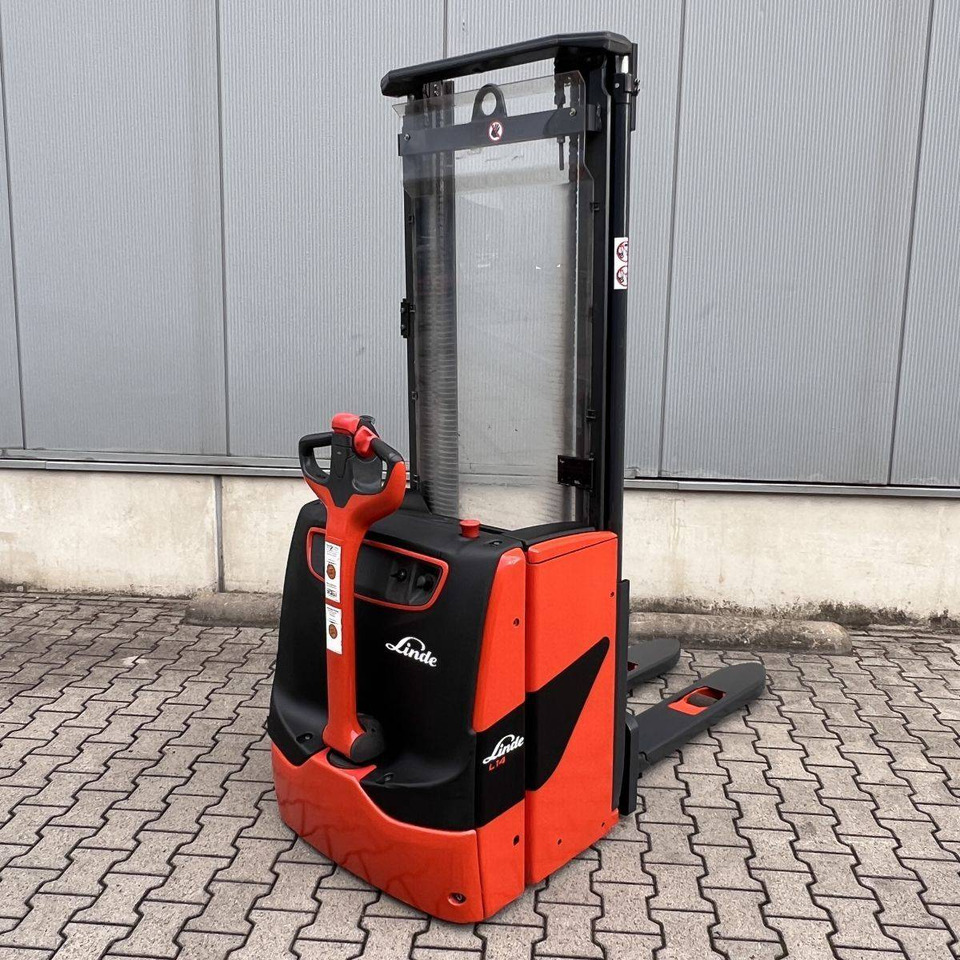 Linde L14 (1173) - Apilador: foto 1 Linde L14 (1173) - Apilador: foto 1