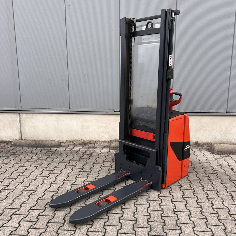 Linde L14 (1173) - Apilador: foto 2 Linde L14 (1173) - Apilador: foto 2