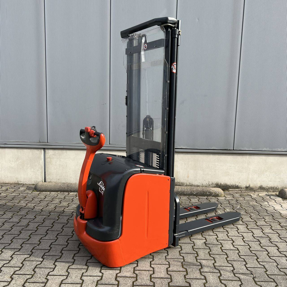 Linde L14 (372) - Apilador: foto 1 Linde L14 (372) - Apilador: foto 1