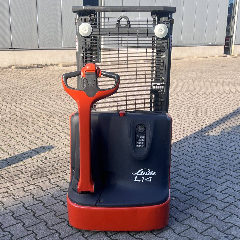 Linde L14C (1169) - Apilador: foto 5 Linde L14C (1169) - Apilador: foto 5