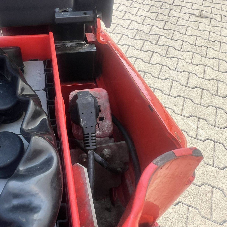 Apilador Linde L16i (372): foto 12 Apilador Linde L16i (372): foto 12