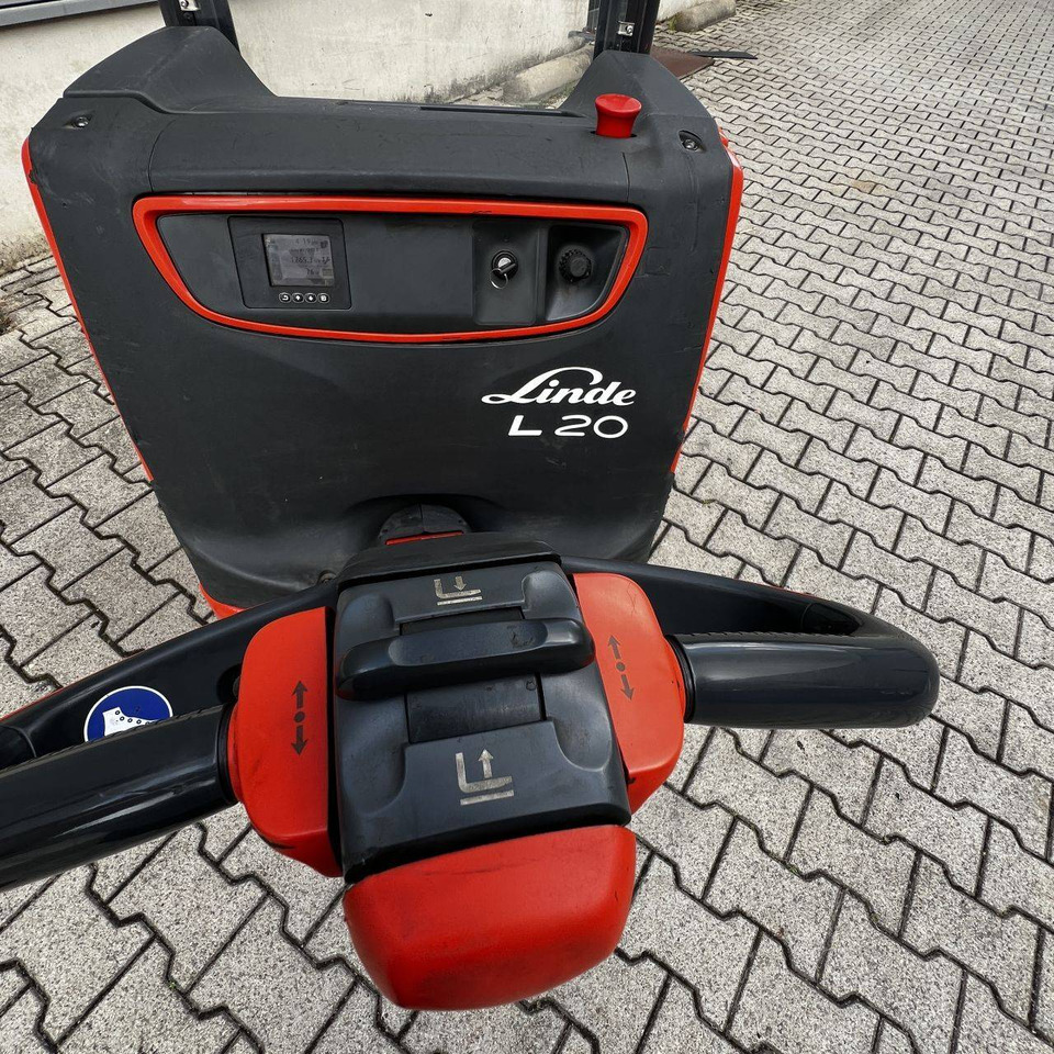 Linde L20 (1173) - Apilador: foto 4 Linde L20 (1173) - Apilador: foto 4