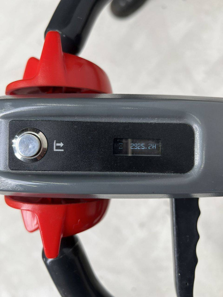 Linde MT12 (1131) - Transpaleta: foto 4 Linde MT12 (1131) - Transpaleta: foto 4