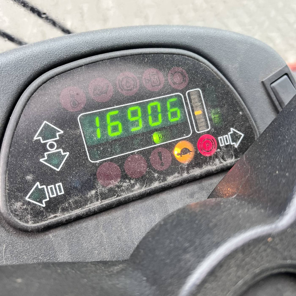 Remolcadora Linde P250 SWB (127): foto 7