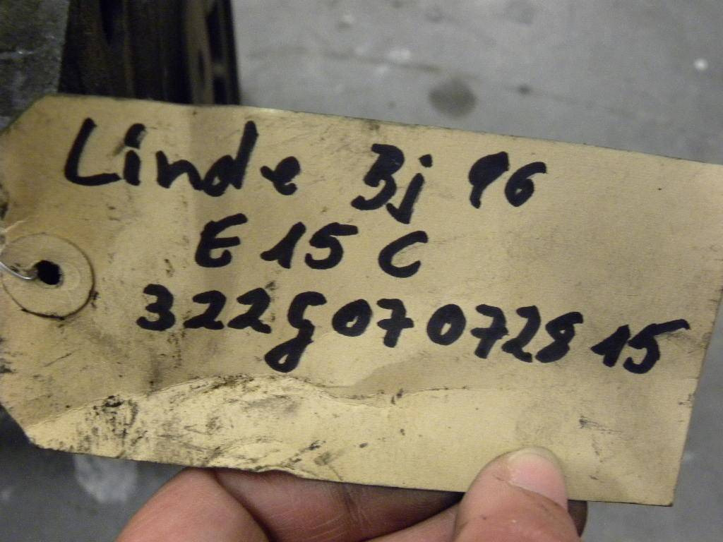 Motor drive (left) for Linde - Motor y piezas para Equipo de manutención: foto 4 Motor drive (left) for Linde - Motor y piezas para Equipo de manutención: foto 4